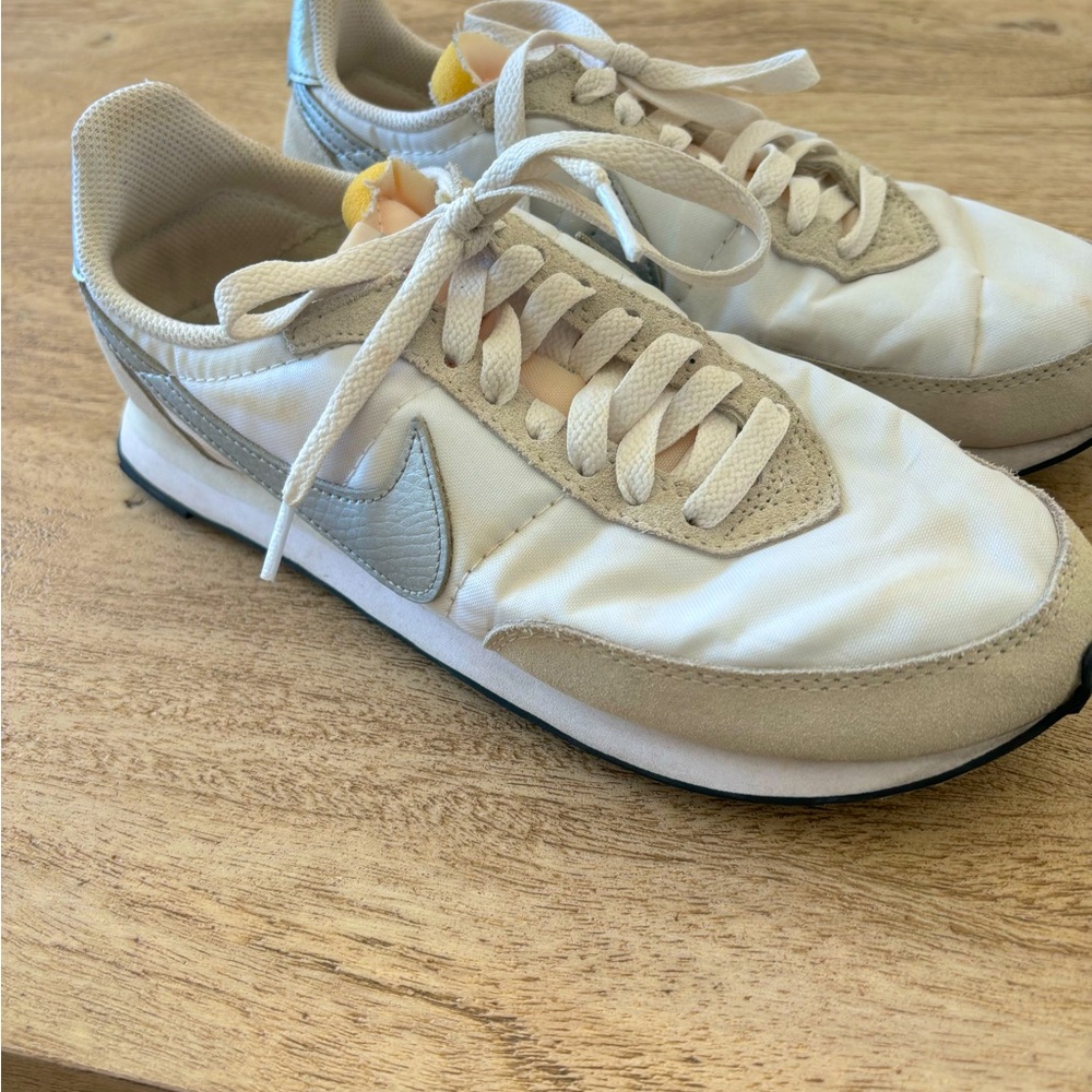 Nike Daybreak Sneakers